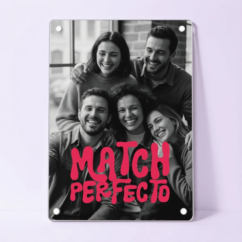 Cuadro San Solterín “Match Perfecto” en Metacrilato | Amigos