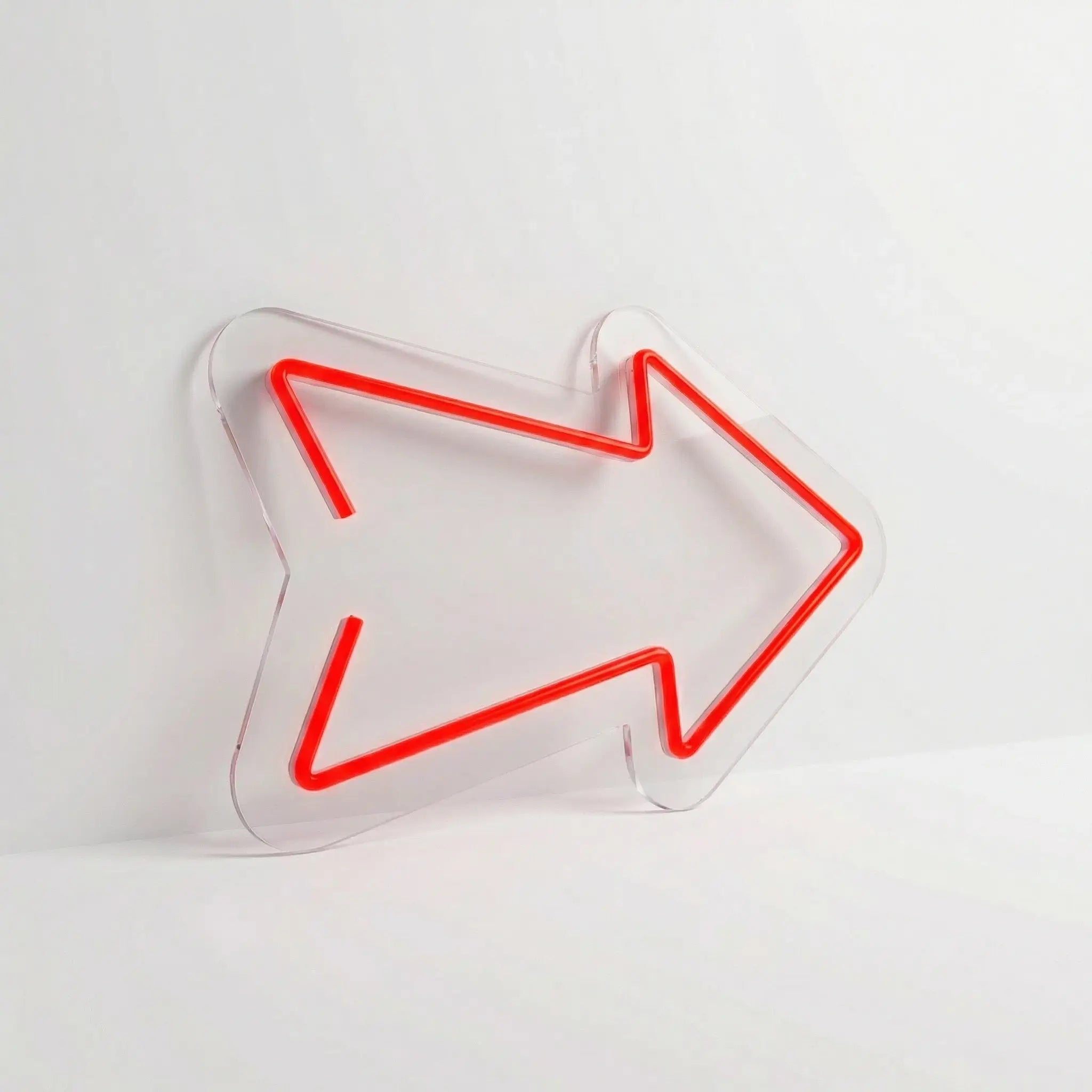 Neón LED Flecha | Señalización Luminosa Moderna